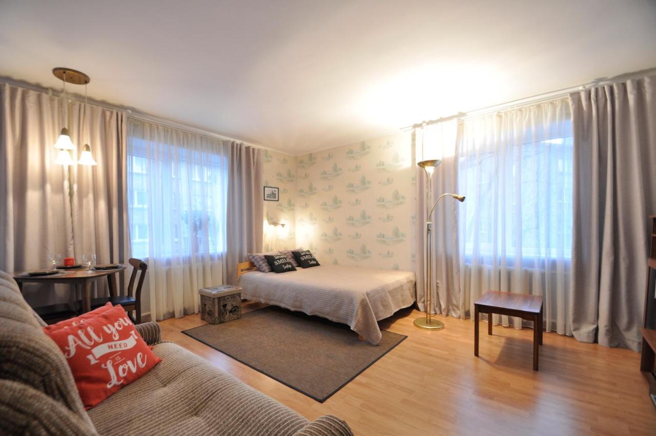 Grafovi Apartments Нарва Екстер'єр фото