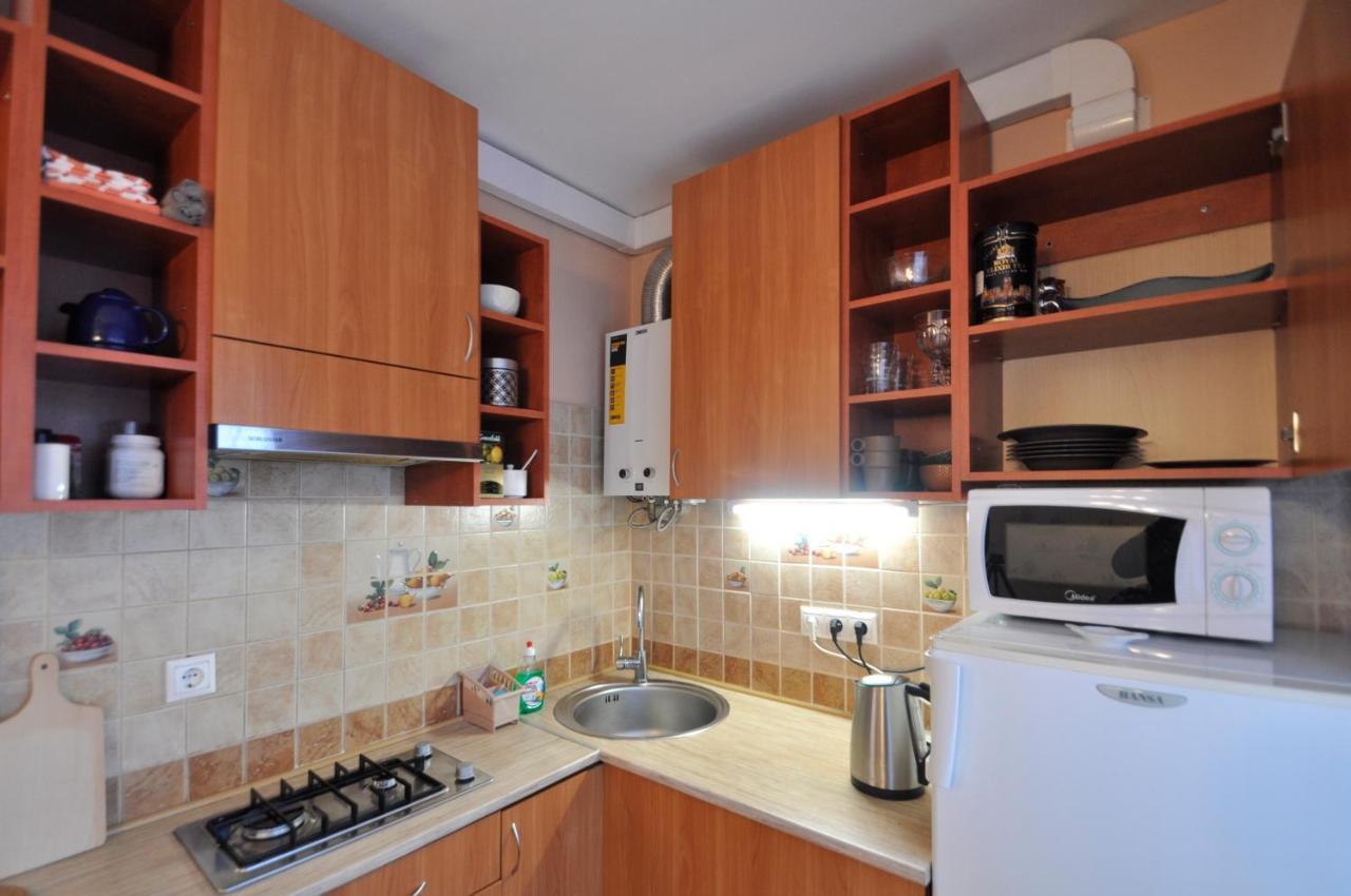 Grafovi Apartments Нарва Екстер'єр фото
